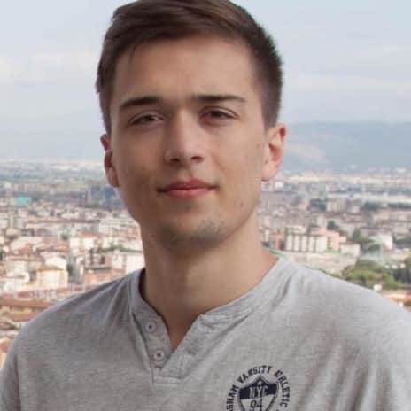 Фотография Игоря, который сверстал этот сайт